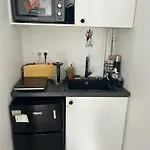 Cozy Studio In The Heart Of Paris